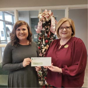 OFTC was recently awarded $8,000 from the Jefferson Energy Cooperative through their OutReach for Education program, for use at the College’s Jefferson County Center in Louisville. Miranda Youngblood (R) presented the check to Jefferson County Center Director, Brandy Johnson (L).